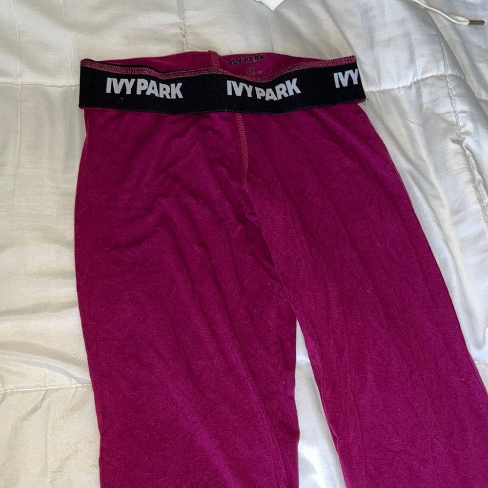 Ivy Park leggings, magenta color, size xs, taking offers!!